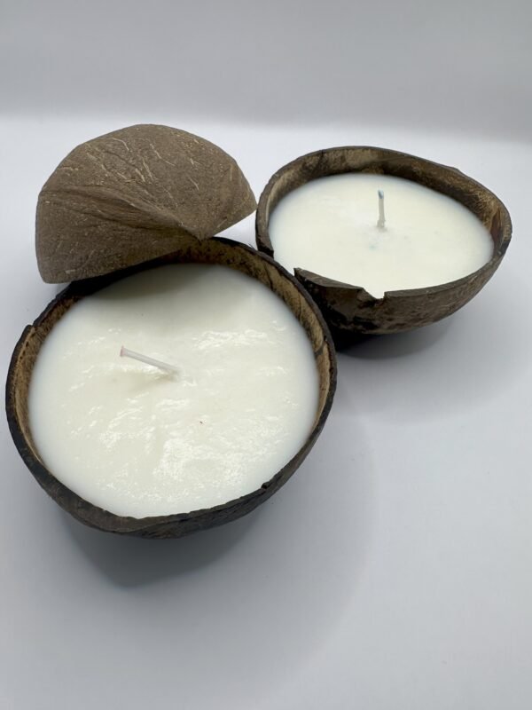 Coconut Shell Candle - Image 6