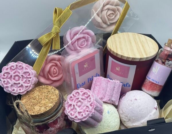 Aluxe Signature Gift Set