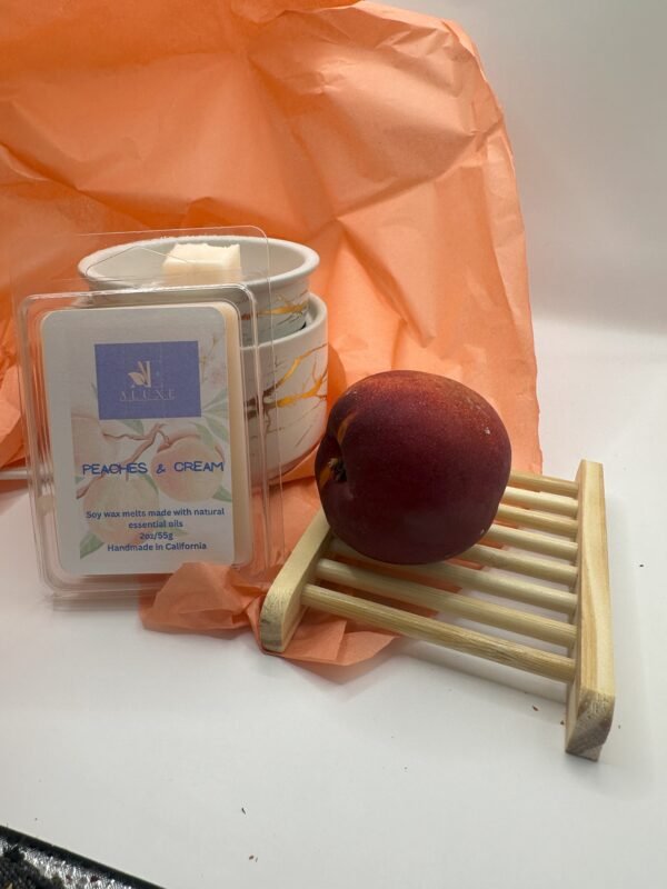 Peaches & Cream Wax Melt - Image 3