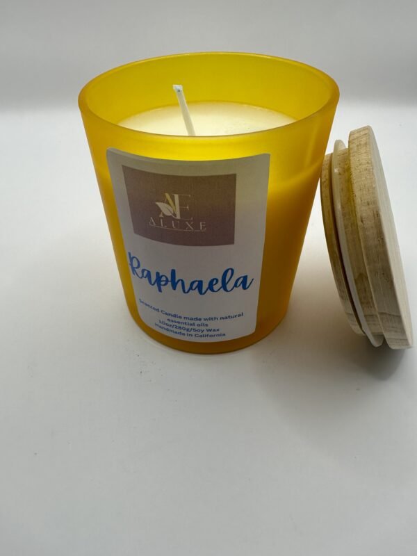 Raphaela Candle - Image 2